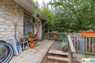 1103 Hillyer St unit A&B, San Marcos, TX 78666 - photo 3