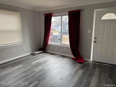 11243 Fisher Ave, Warren, MI 48089 - photo 7