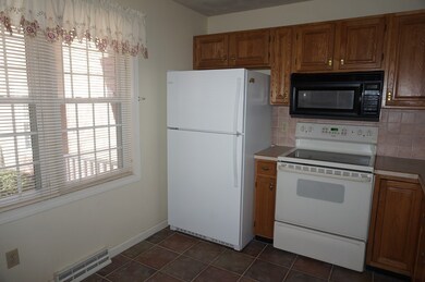 25 Stallbrook Rd, Milford, MA 01757 - photo 6