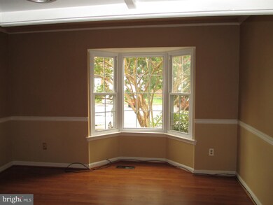 214 Fairfield Dr, Warrenton, VA 20186 - photo 6