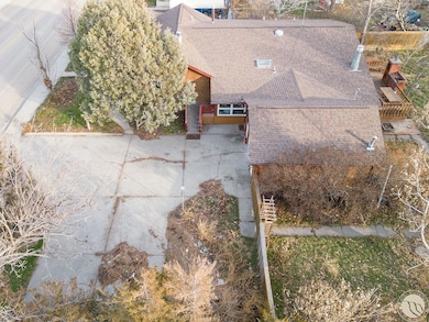 710 3rd St W, Hardin, MT 59034 - photo 5