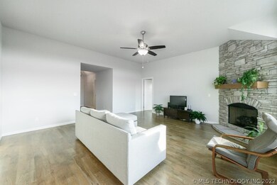 10240 S 230th East Ave, Broken Arrow, OK 74014 - photo 5