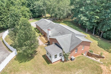 60-70 Creekview Dr-60