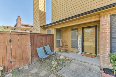 7862 Greenedge Dr, Houston, TX 77040 - photo 5