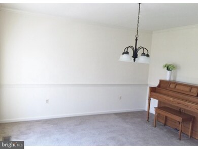 2112 Goldenrod Dr, Macungie, PA 18062 - photo 4