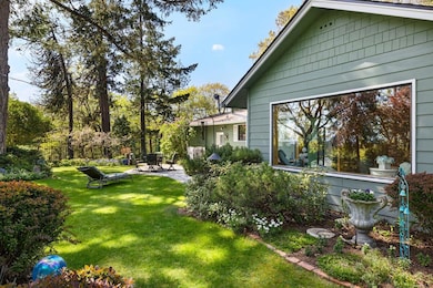 1129 Three Pines Rd, Grants Pass, OR 97526 - photo 7