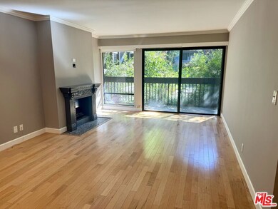 The Courtyards unit 143, West Hollywood, CA 90069 - photo 2