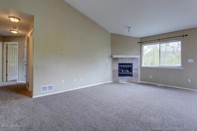 Living Room With Gas Fireplace