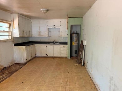 1822 W Elm St, Durant, OK 74701 - photo 7