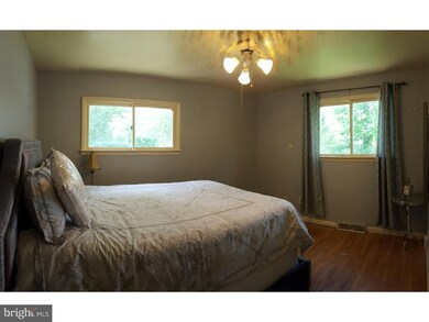 820 Lincoln Dr, Clayton, NJ 08312 - photo 7