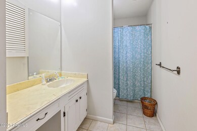 4512 E Meadow Ln, Lake Charles, LA 70605 - photo 6