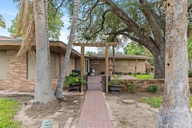 711 S Border Ave, Weslaco, TX 78596 - photo 3