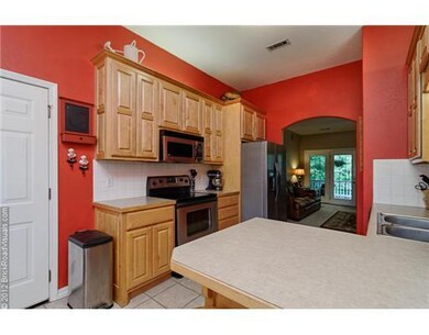 Kitchen. Great use of space and plenty of counter and cabinet space.