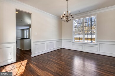 3608 Chancelsors Dr, Upper Marlboro, MD 20772 - photo 3