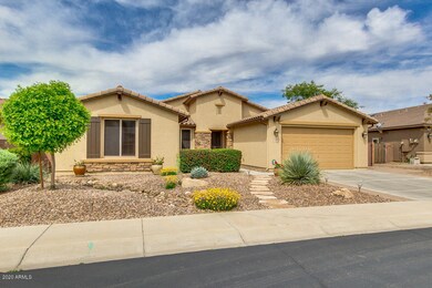 696 W Yellow Wood Ave, San Tan Valley, AZ 85140 - photo 2