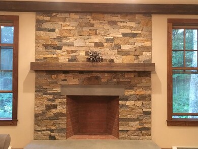 110 E Village Cir, Wilmington, VT 05363 - photo 7