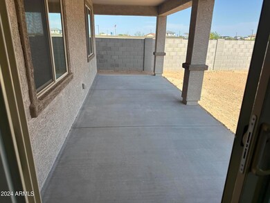 18415 W Villa Hermosa Ln, Surprise, AZ 85387 - photo 5