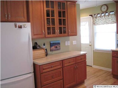 10 Farmer Dr, Allentown, NJ 08501 - photo 6