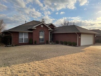 604 Verreaux Dr, Norman, OK 73072 - photo 2