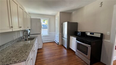 41 Annandale Rd unit 2F, Newport, RI 02840 - photo 3
