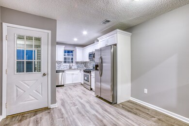 15 Farnworth Close Freehold NJ-print-006
