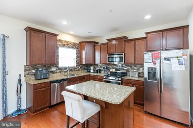 11404 Sandhurst Place, White Plains, MD 20695 - photo 4
