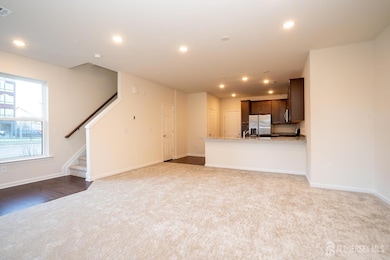 1402 Sadie Cir, New Brunswick, NJ 08901 - photo 6