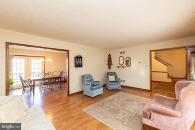 238 Glenridge Dr, Winchester, VA 22602 - photo 5