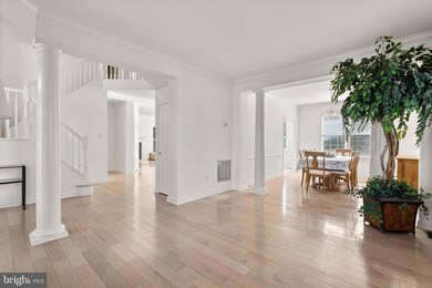 11408 Tall Forest Cir, Germantown, MD 20876 - photo 5