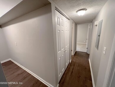 6643 Burpee Dr S, Jacksonville, FL 32210 - photo 5