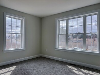 86 Berube Ln unit 34, Dracut, MA 01826 - photo 6