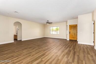 4. 4_Great room