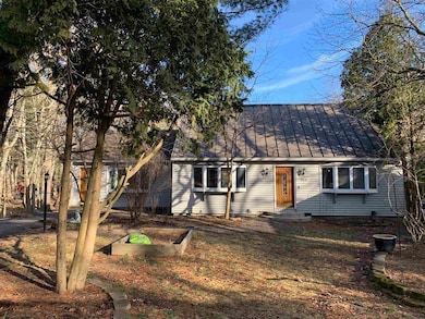 Metal roof and vinyl = Low maintenance