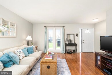 182 Canterbury Ct, East Windsor, NJ 08520 - photo 5