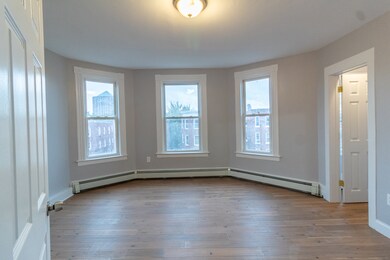 43 York St unit 2, Hartford, CT 06106 - photo 4
