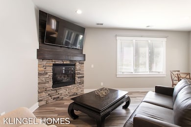 53-web-or-mls-920-w-savidge-st