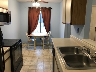 49 Meadowbrook Ln, Palmer, MA 01069 - photo 3