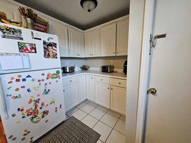 Kitchen (2)