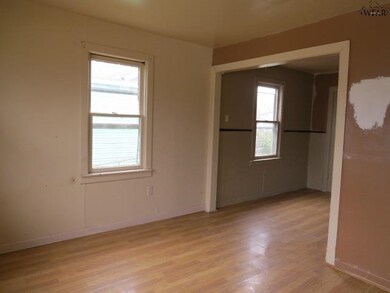 1327 35th St, Wichita Falls, TX 76302 - photo 3