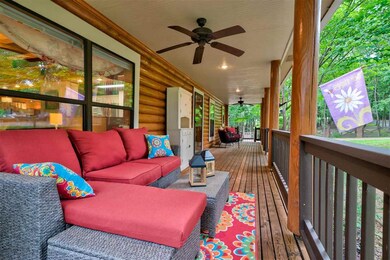 Fabulous COVERED FRONT PORCH with Ceiling Fans - t