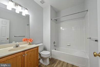 42838 Sykes Terrace, Chantilly, VA 20152 - photo 6