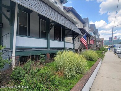 318 N 1st St, Lehighton, PA 18235 - photo 2