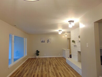 1106 Clark St, Berne, IN 46711 - photo 3