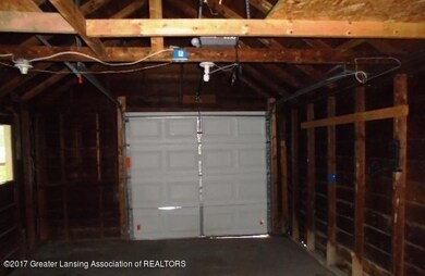 glenrose inside garage 4