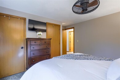 11 Georgetown Dr, Milford, NH 03055 - photo 4