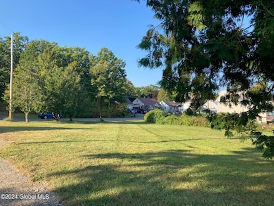 L14.200 Treadway St, Ticonderoga, NY 12883 - photo 3