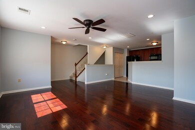 2032 Berkeley Dr unit M39, Pennsburg, PA 18073 - photo 5