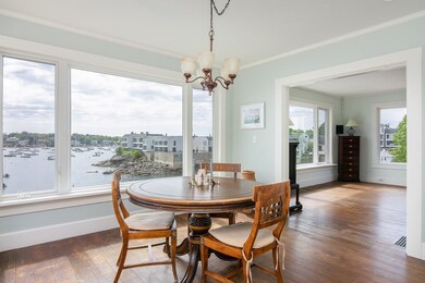 18 Gregory St, Marblehead, MA 01945 - photo 2