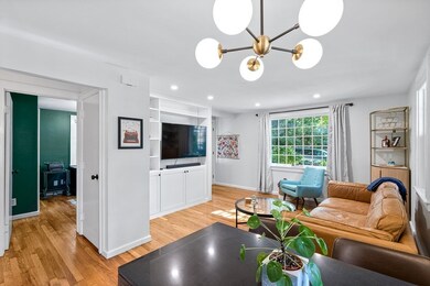 269 Temple St, West Roxbury, MA 02132 - photo 3