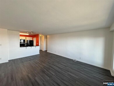 Pre Tenant. Kitchen no longer orange.